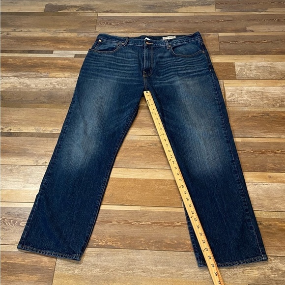 Cremieux Premium Men's Jeans Size 40X30 Straight Leg Denim Cotton Color blue - Picture 3 of 6